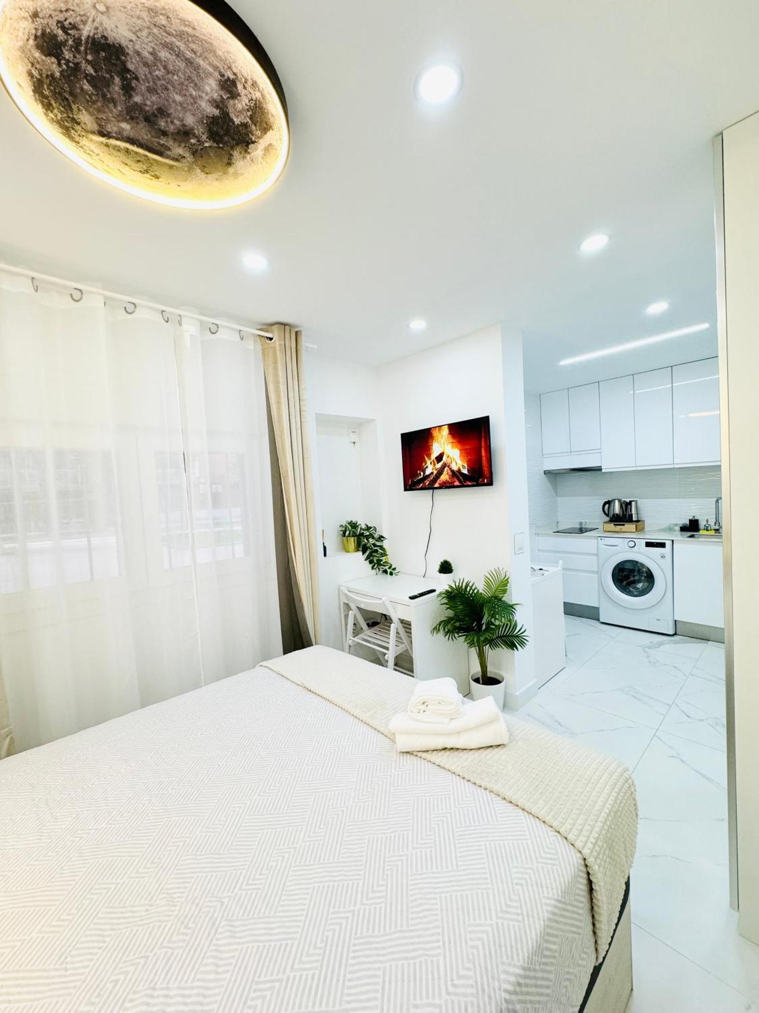 A Y A Apartamento Fuenlabrada Ngoại thất bức ảnh